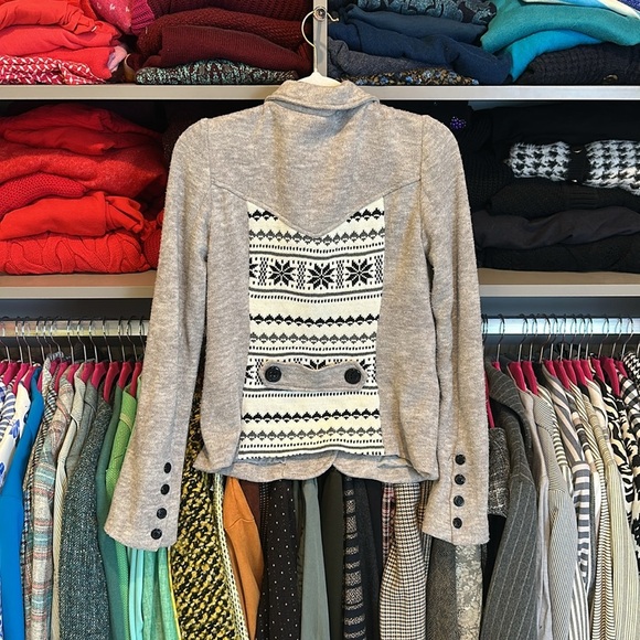 Hazel gray/black/white print 3 pocket 3 button closure sweater blazer size S - Picture 3 of 3